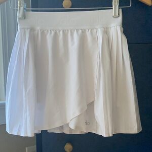 Alo Yoga Aces Tennis Skirt, XXS, white